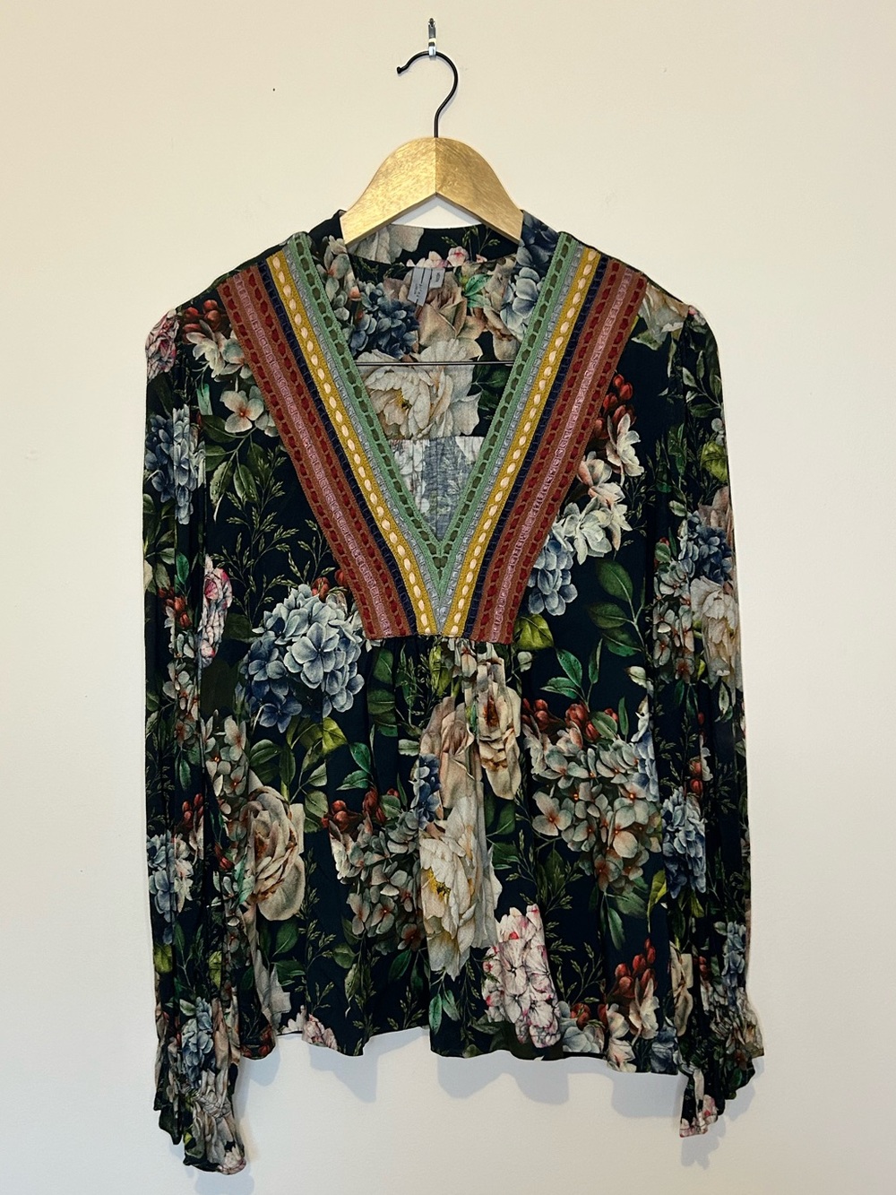 Blank London Anthropologie Stephanie Floral Embroidered Top Size Medium - Picture 2 of 7
